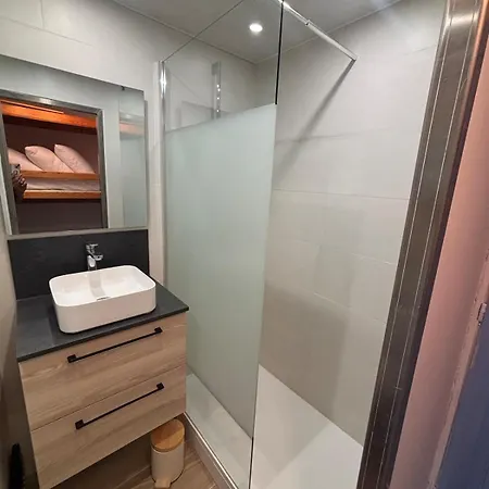 Apartment 4 Personnes Avec Piscine Gruissan